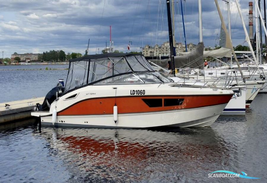 Uttern D 77 mit Trailer Motorboten 2015, met Mercury Verado CV 250 motor, Duitsland