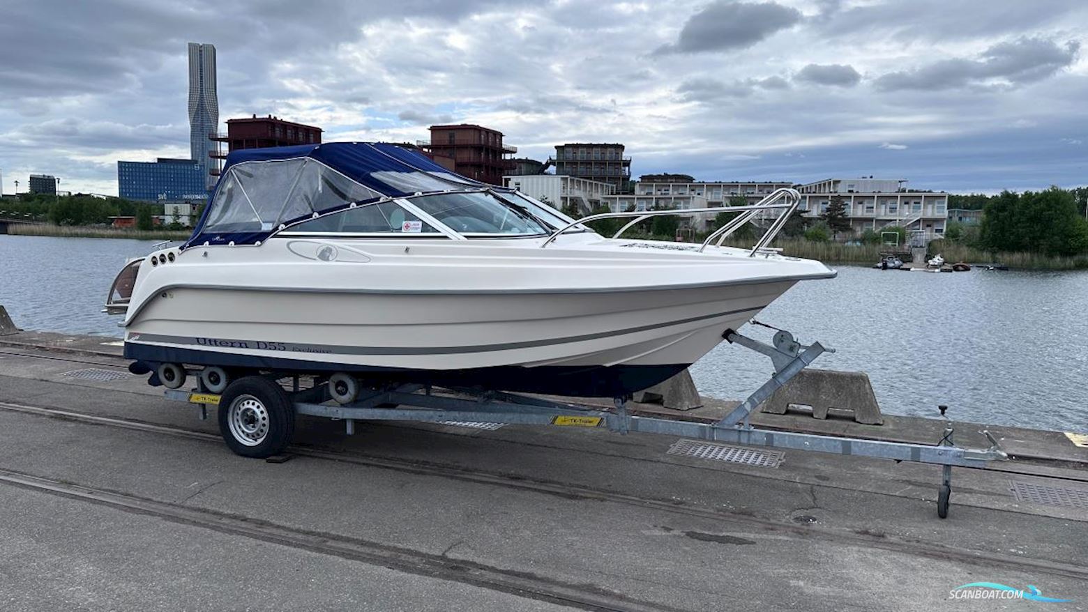 Uttern D55 Exclusive Motorboten 2008, met Mercruiser motor, Sweden