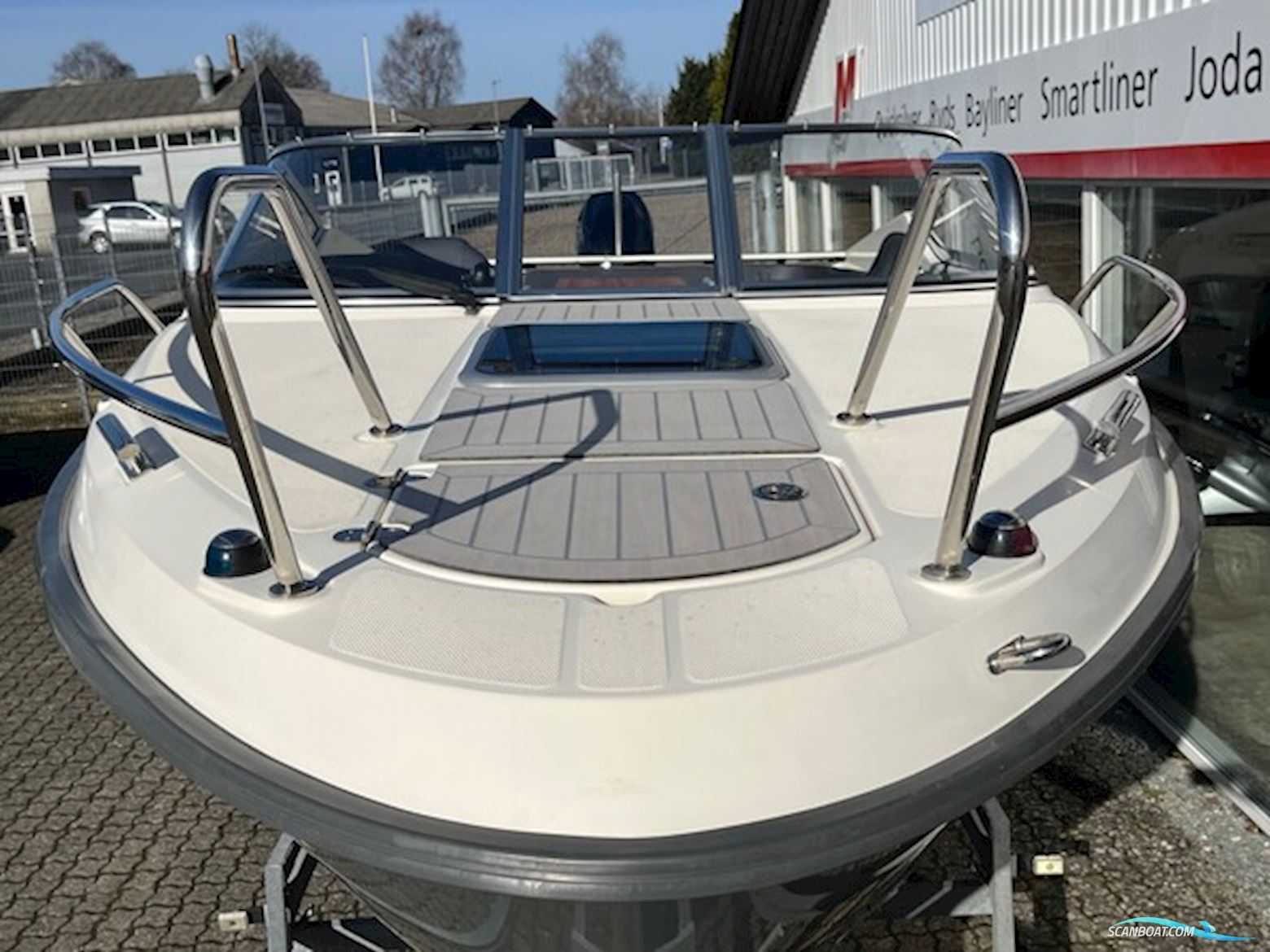 Uttern D62 med F115 Mercury-EFI 4 takt og Buggi bådtrailer