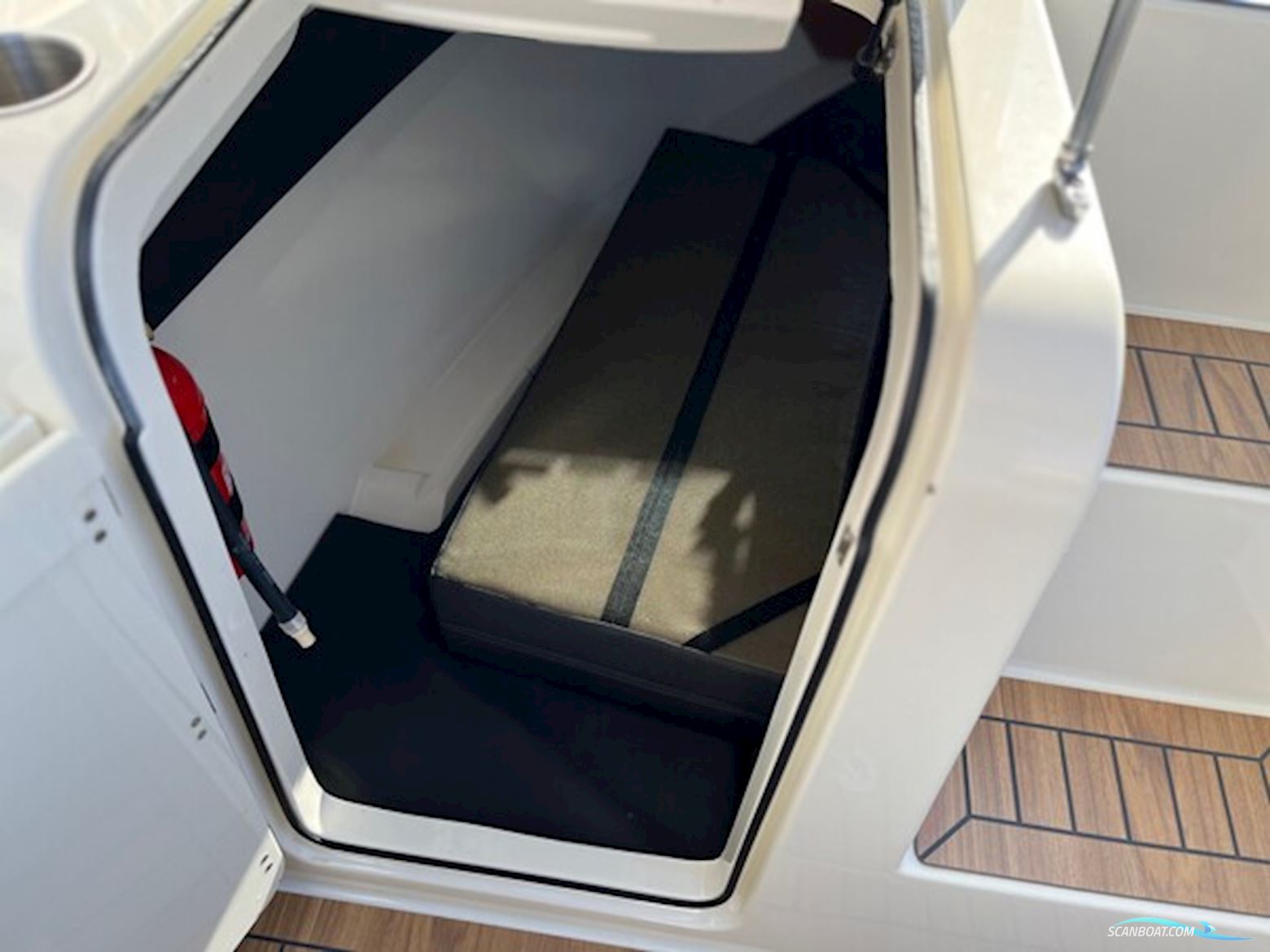 Uttern D62 med F115 Mercury-EFI 4 takt og Buggi bådtrailer