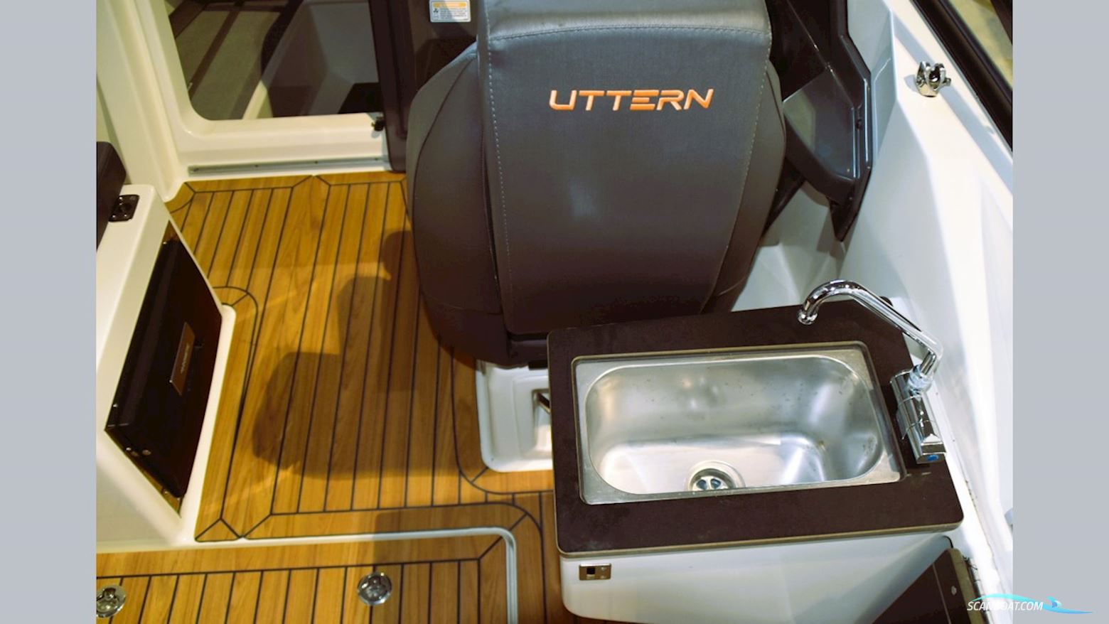 Uttern D65