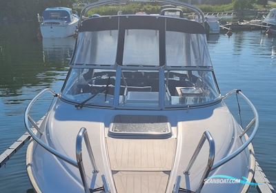 Uttern D66 Exclusive Motorboten 2008, met Mercruiser Inombordare 5,0 Mpi Bensin (260 hk) motor, Sweden