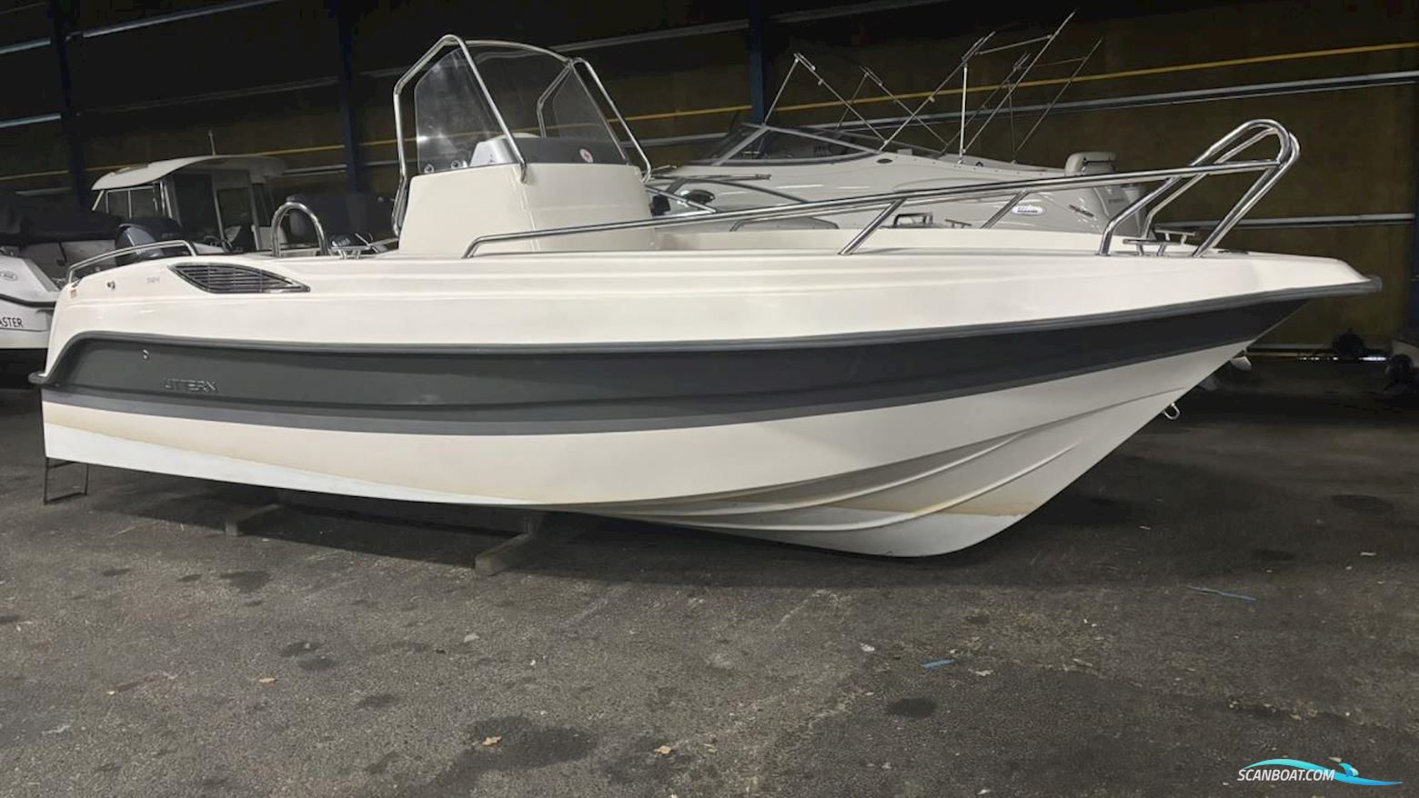Uttern S64 Motorboten 2012, met Mercruiser motor, Sweden