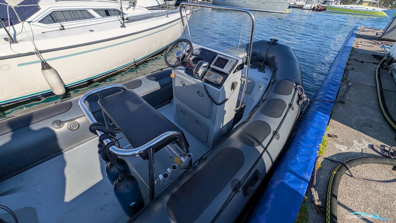 Valiant DR 570