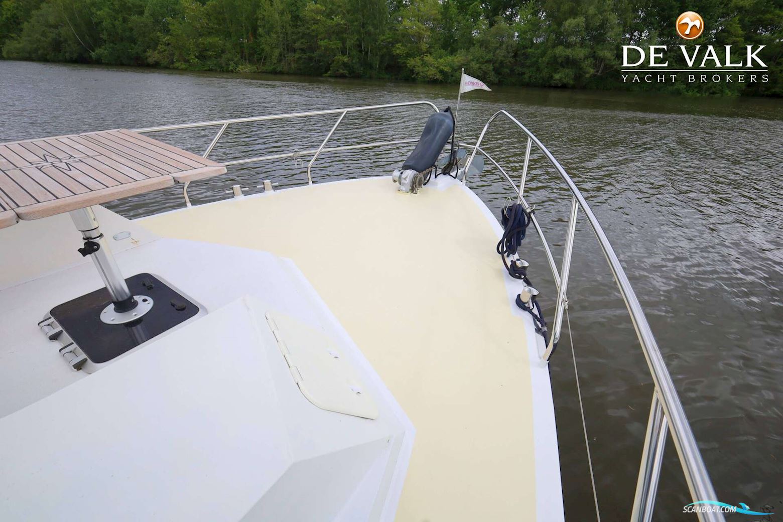 Valk Challenger Royal 48