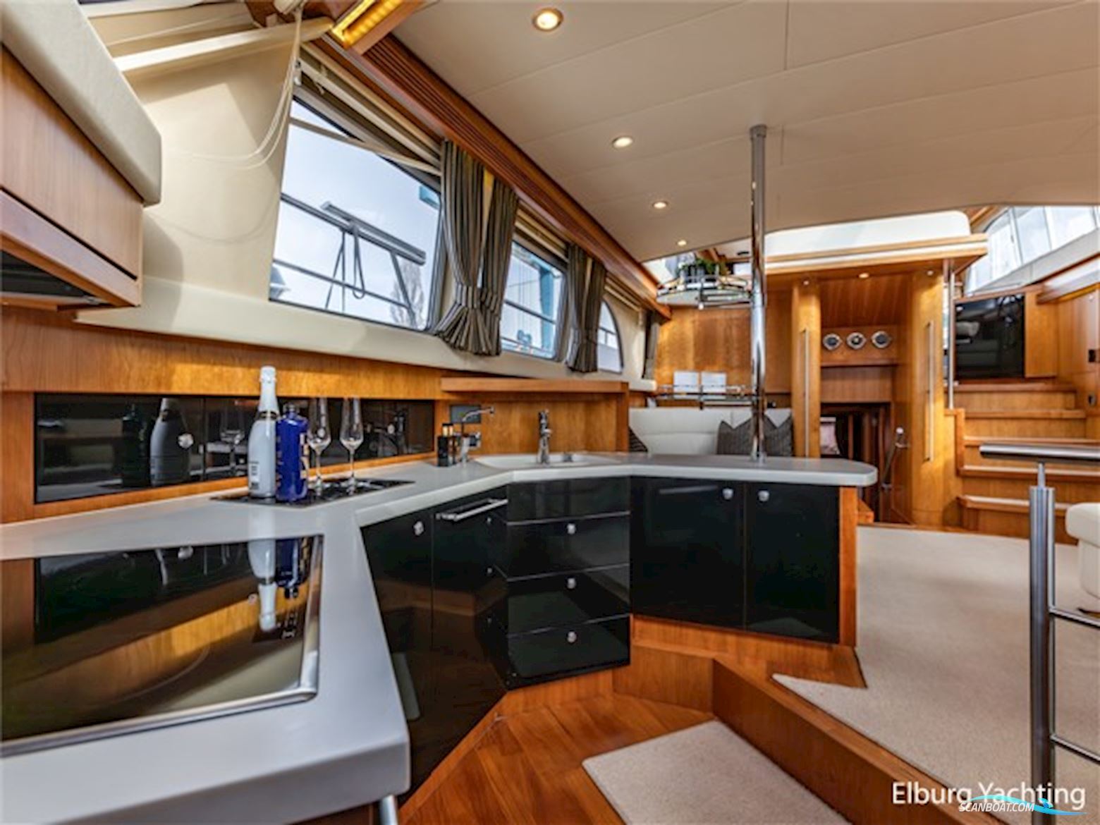 Valk Continental 1900 - Wheelhouse