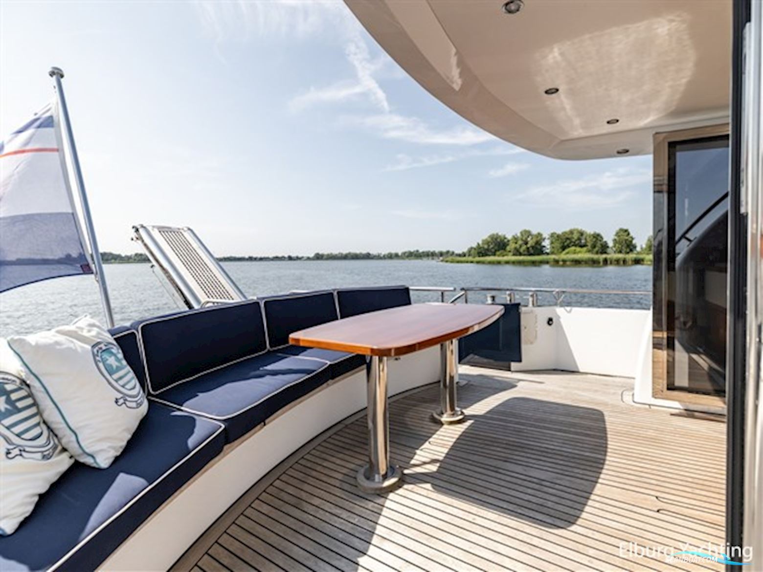 Valk Continental 1900 - Wheelhouse