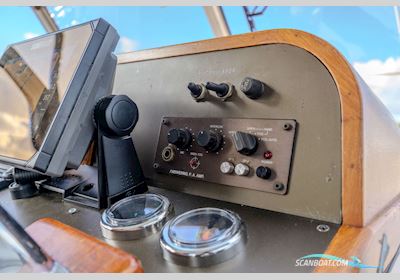 Valkkruiser 11.80 AK Cabrio Motorboten 1978, met Daf motor, The Netherlands