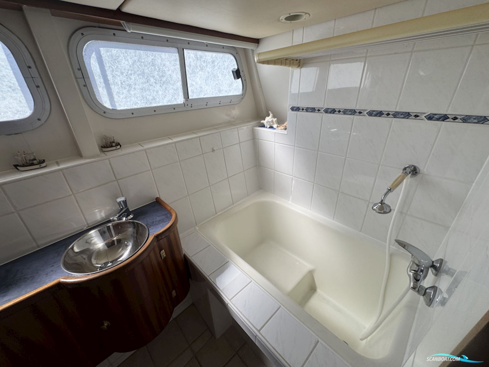 Van den Bos Kruiser  1100 AK cabrio sport