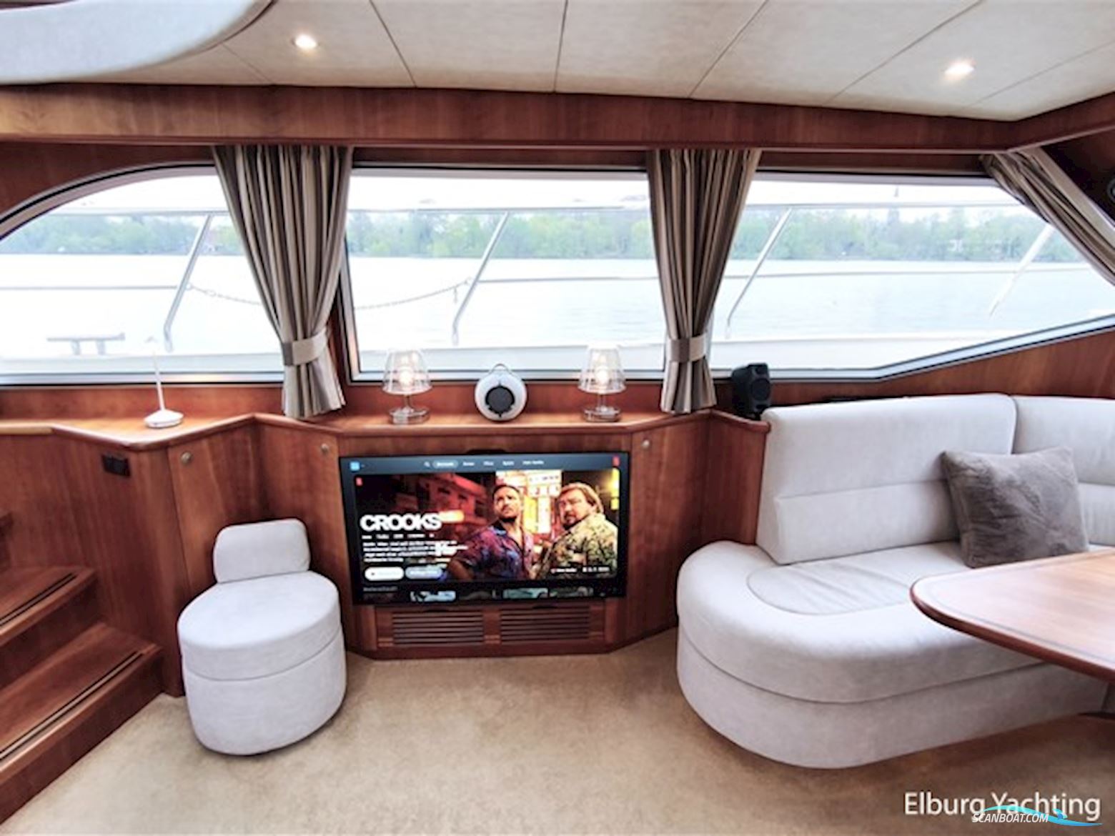Van den Hoven 1600 - Exclusive