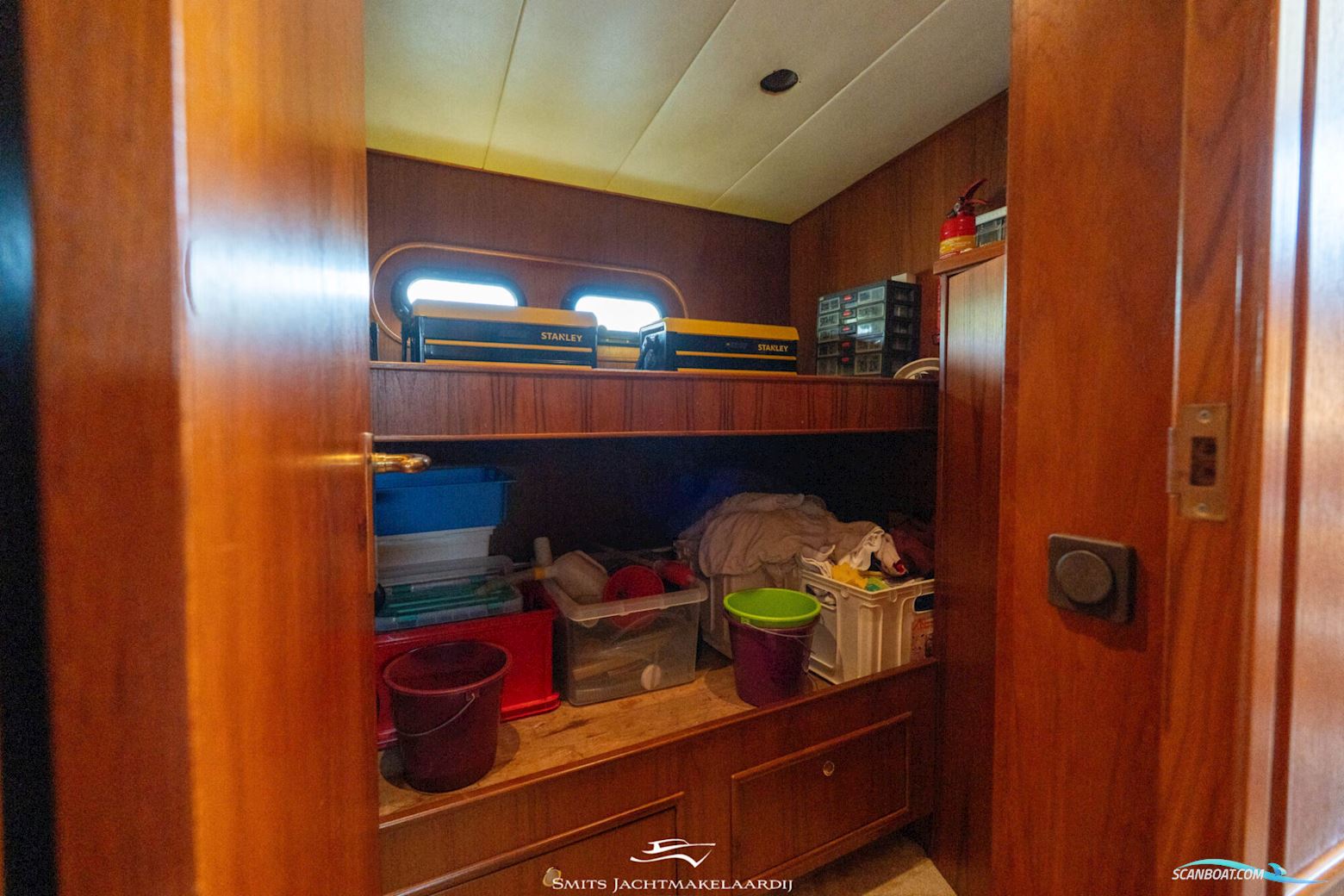 Van Den Hoven Allure 155 Cabrio