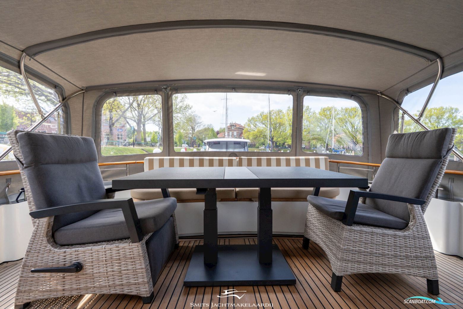 Van Den Hoven Allure 155 Cabrio