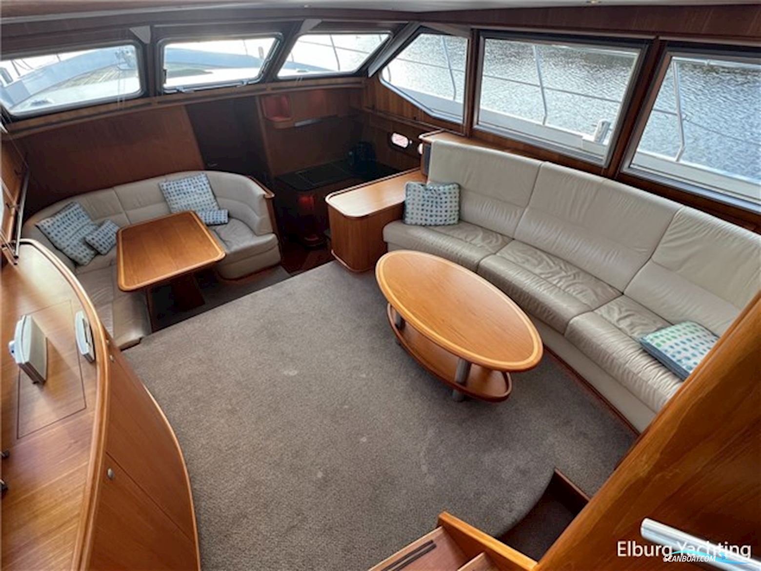 Van den Hoven Exclusive 1600 