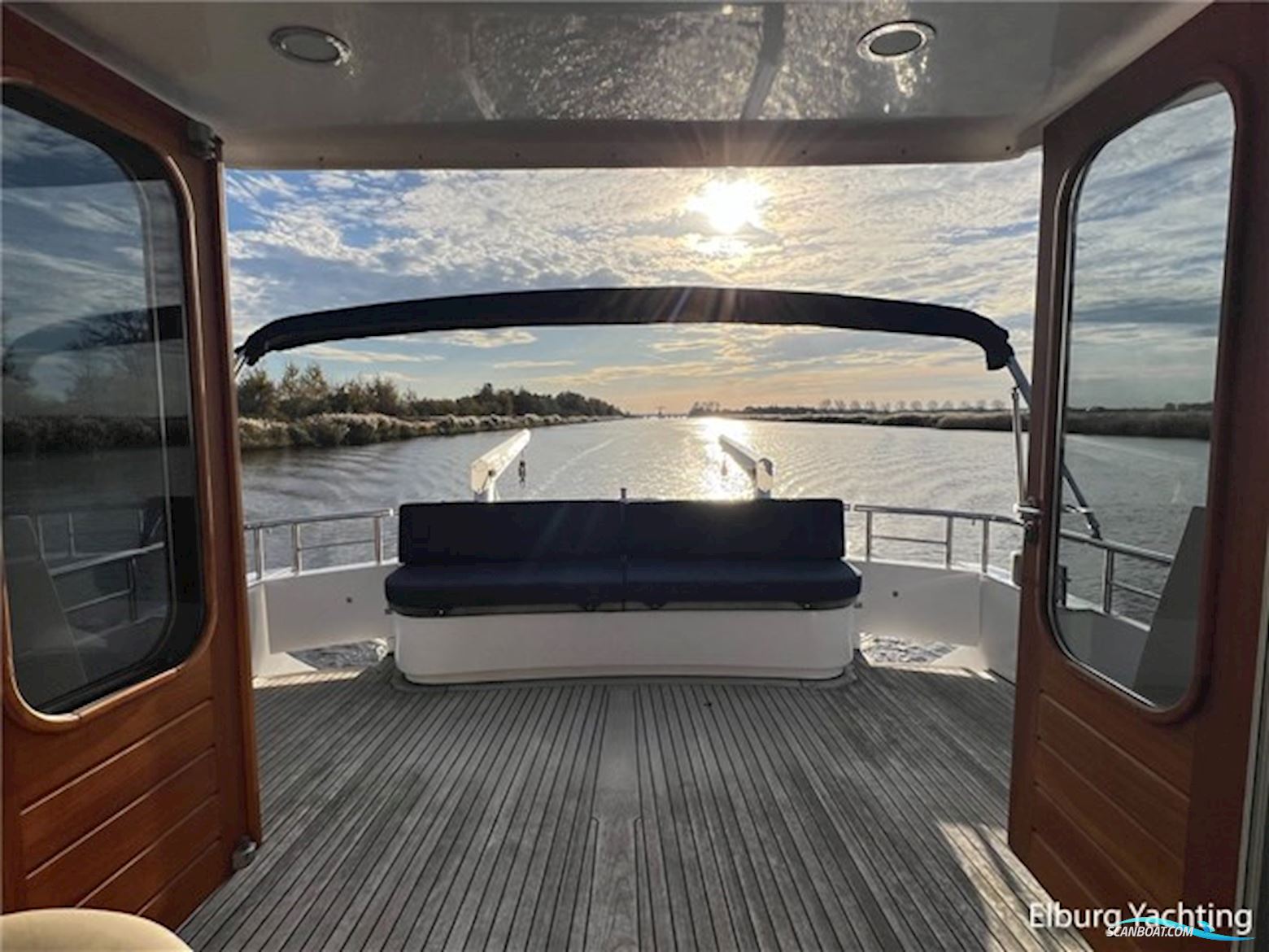 Van den Hoven Exclusive 1600 