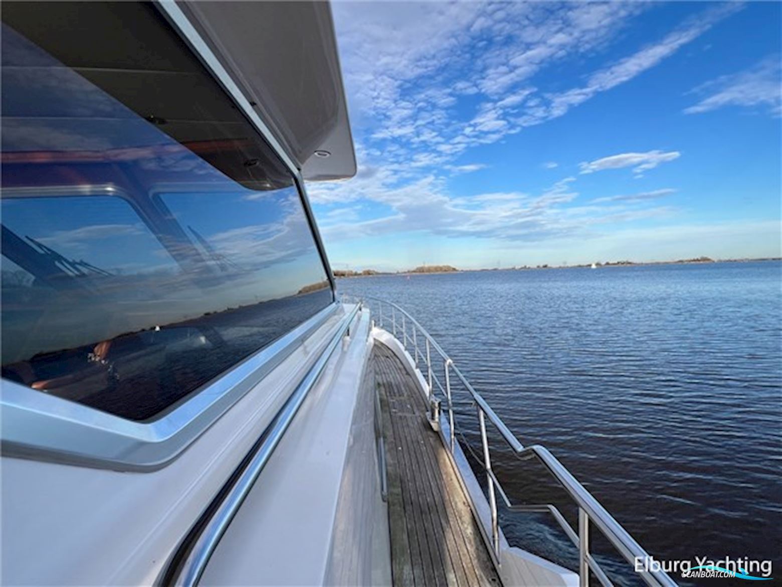 Van den Hoven Exclusive 1600 