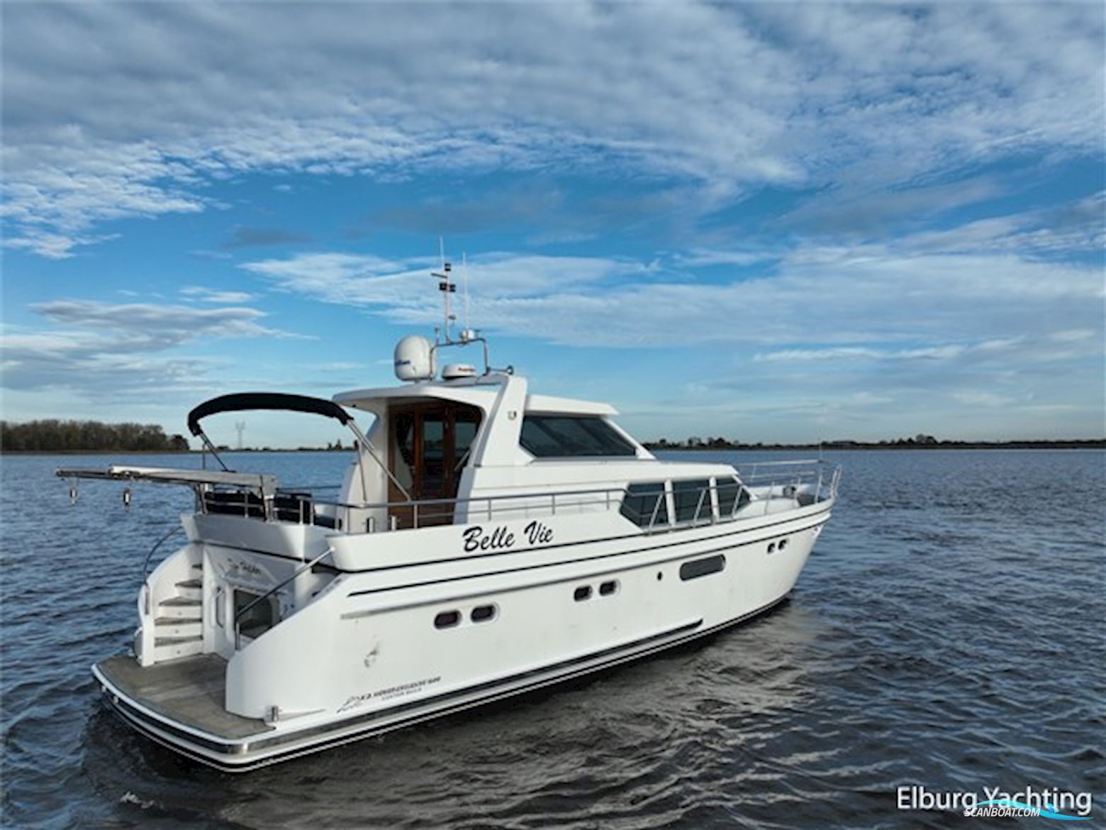 Van den Hoven Exclusive 1600 