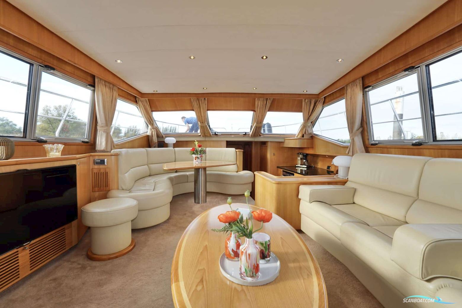 Van den Hoven Exclusive 18.00 VS