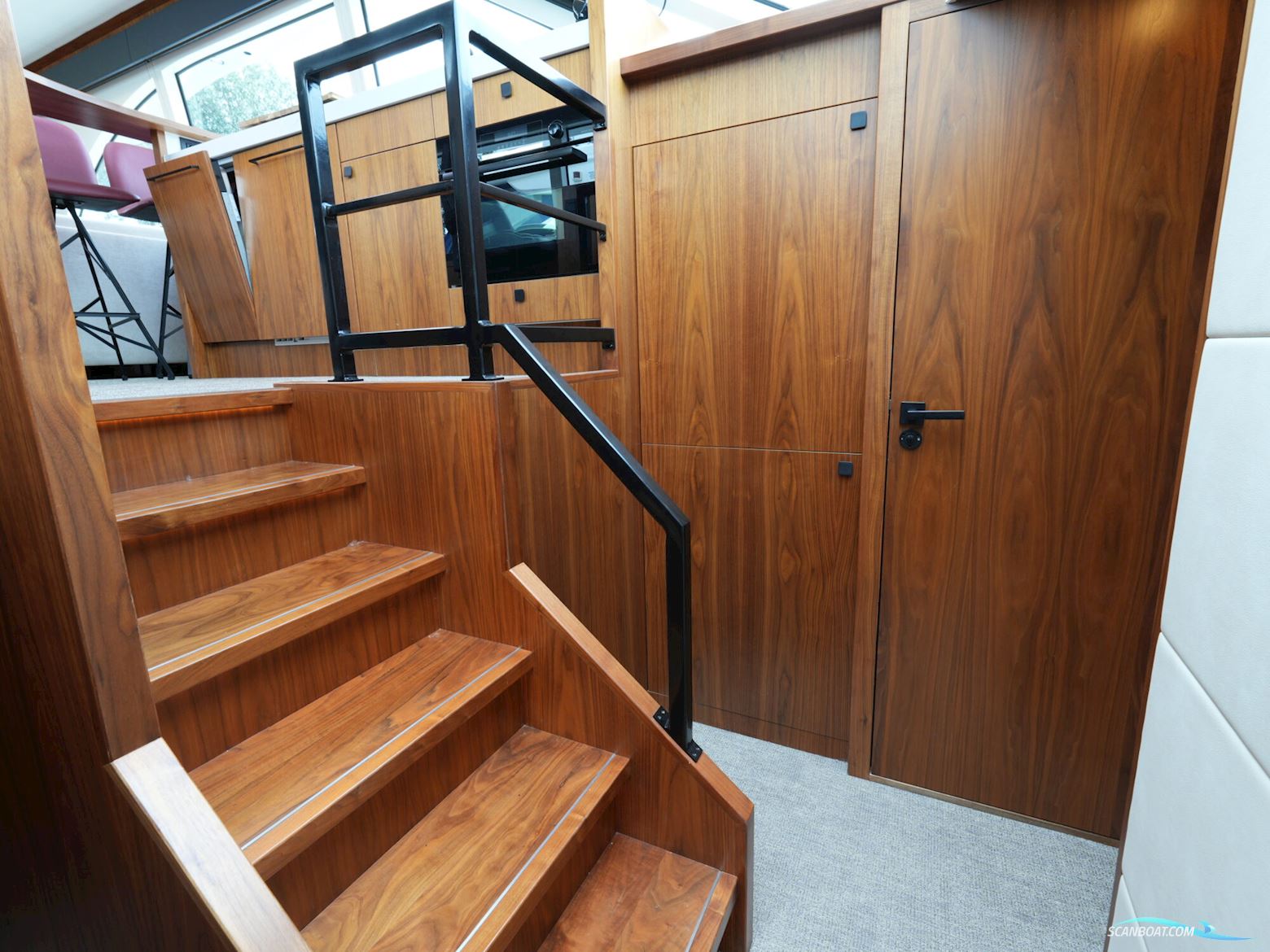 Van den Hoven Executive 15.00 MK II