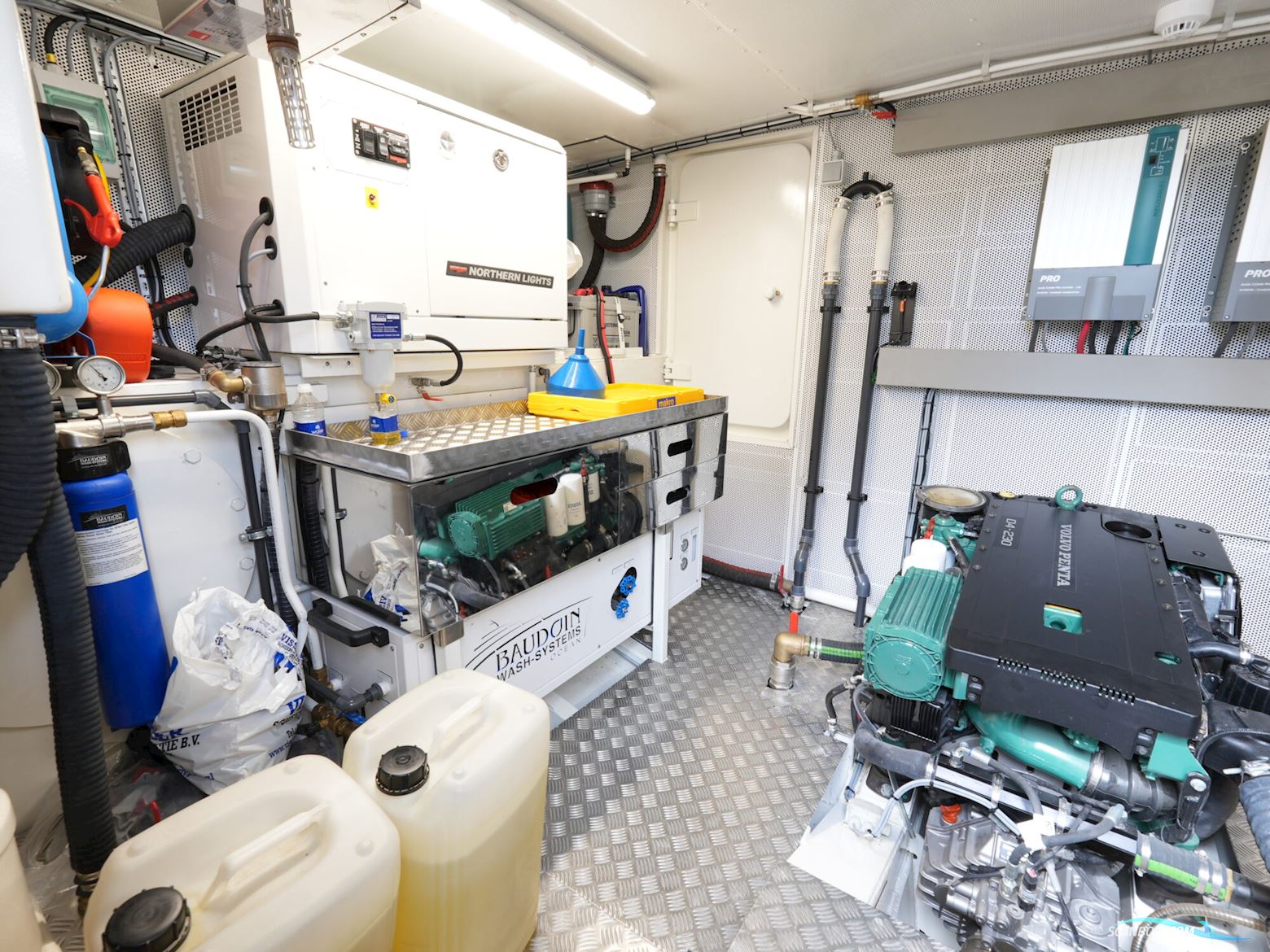 Van den Hoven Executive 15.00 MK II