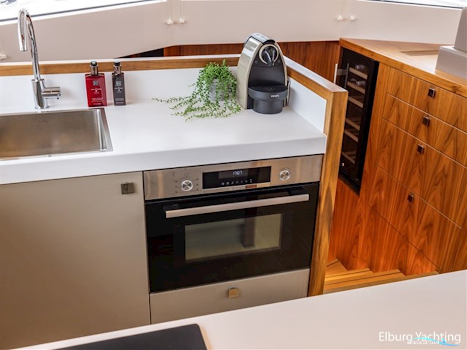 Van den Hoven Executive 18.50 - Stabilizers 