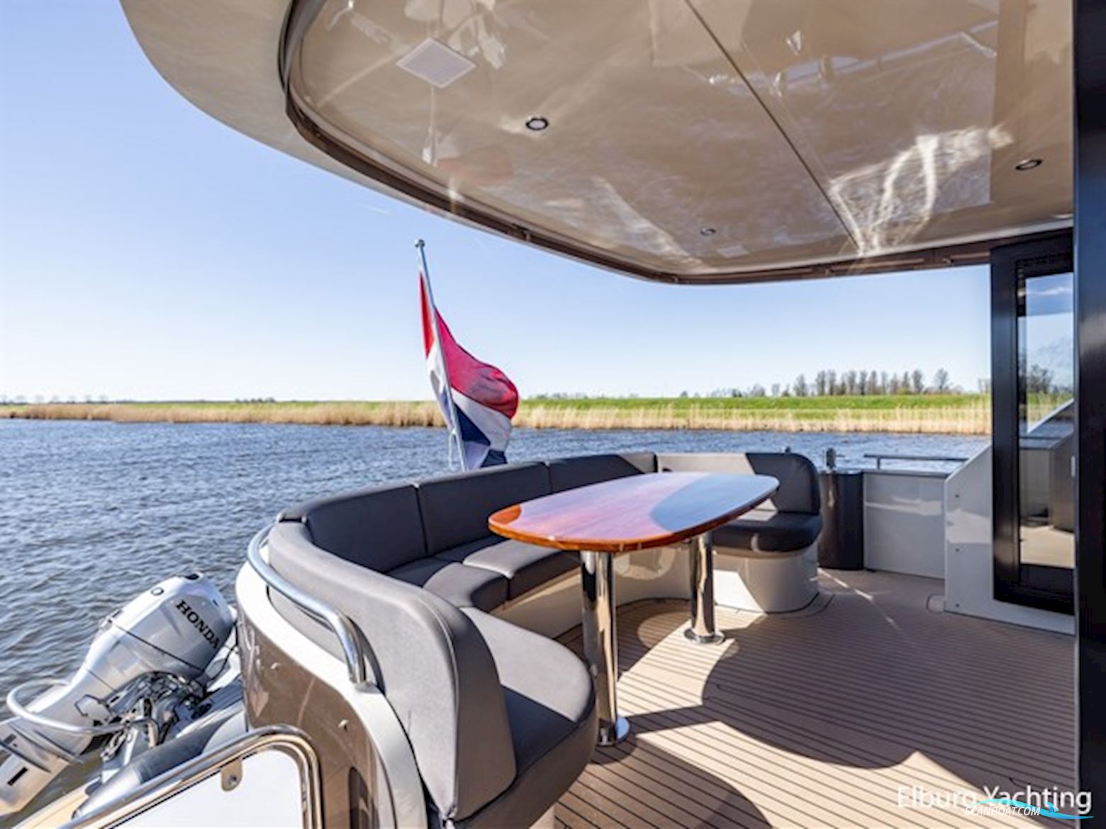 Van den Hoven Executive 18.50 - Stabilizers 