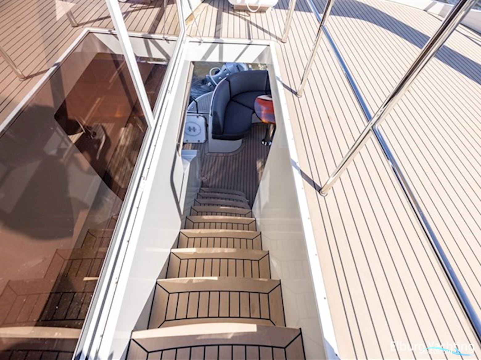 Van den Hoven Executive 18.50 - Stabilizers 