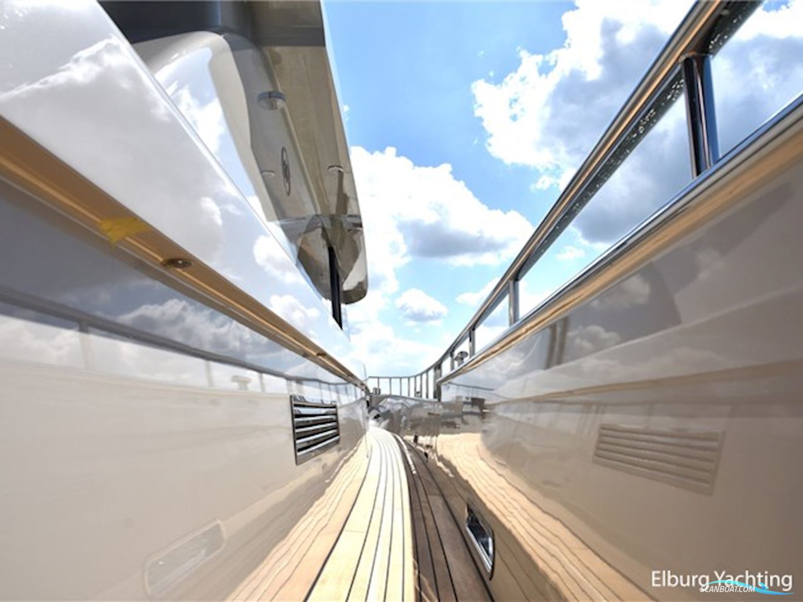 Van Den Hoven Executive 2100