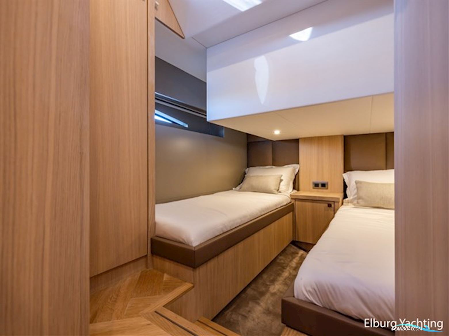 Van Den Hoven Voyager 50