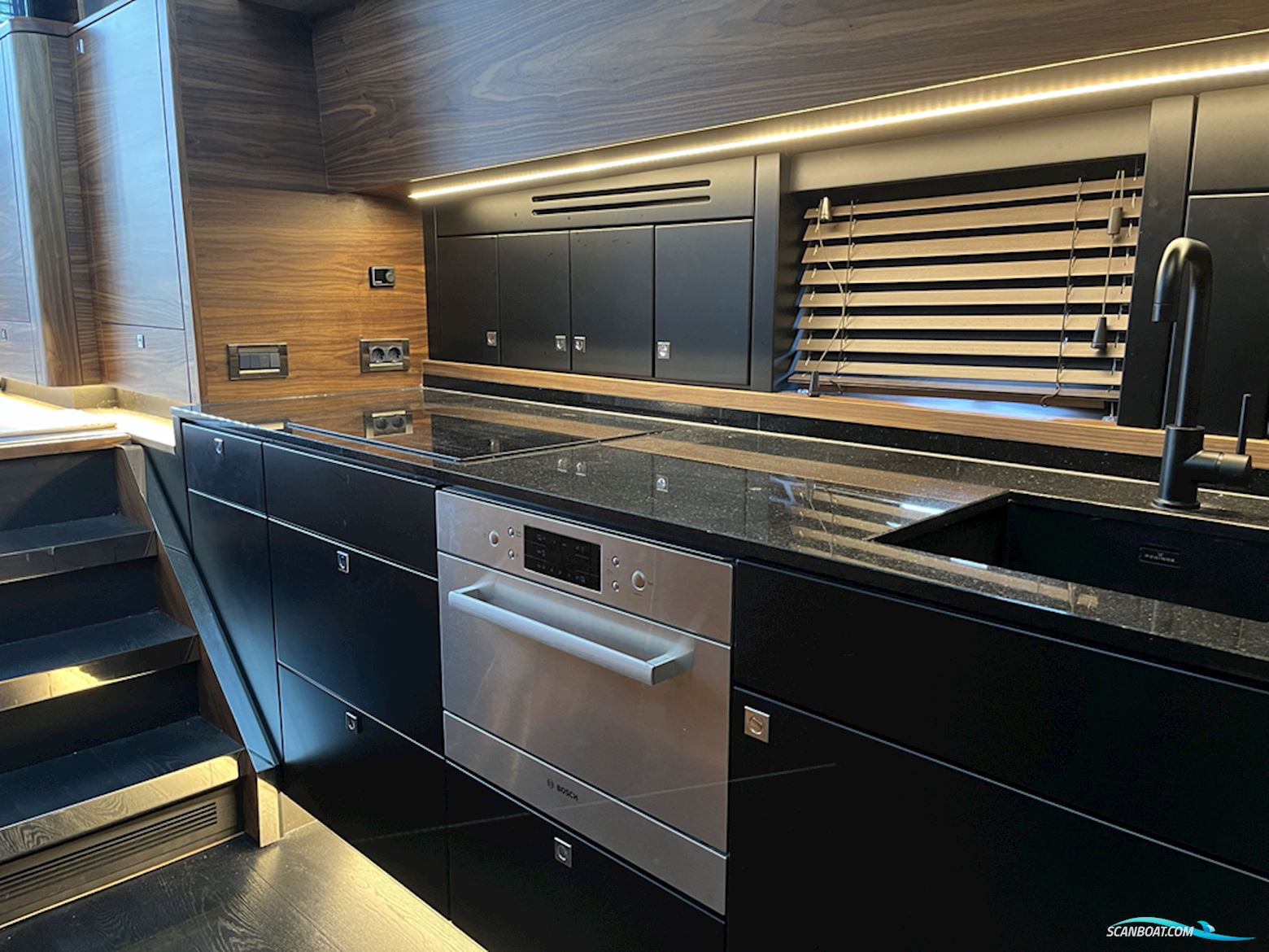 Van Der Heijden Exclusive DeLuxe 1700