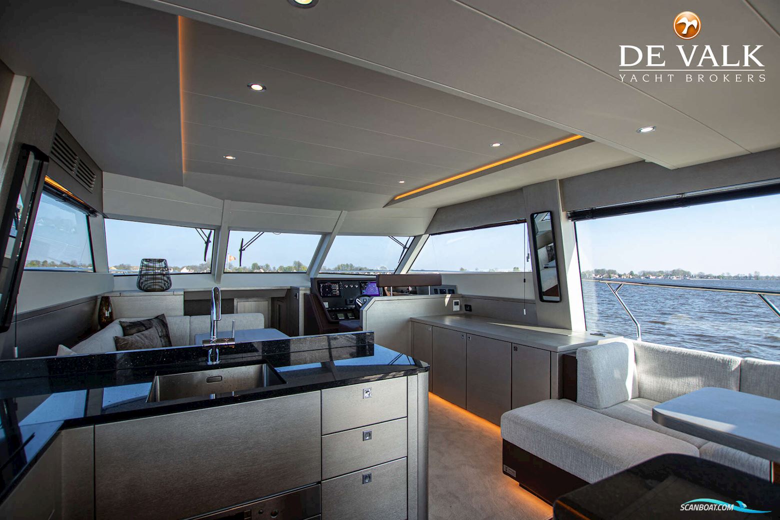 Van Der Heijden Phantom 70