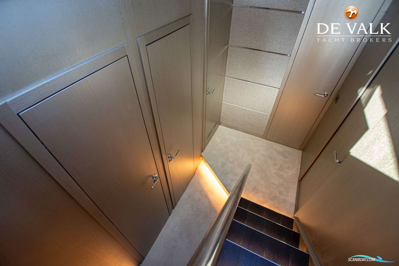 Van Der Heijden Phantom 70