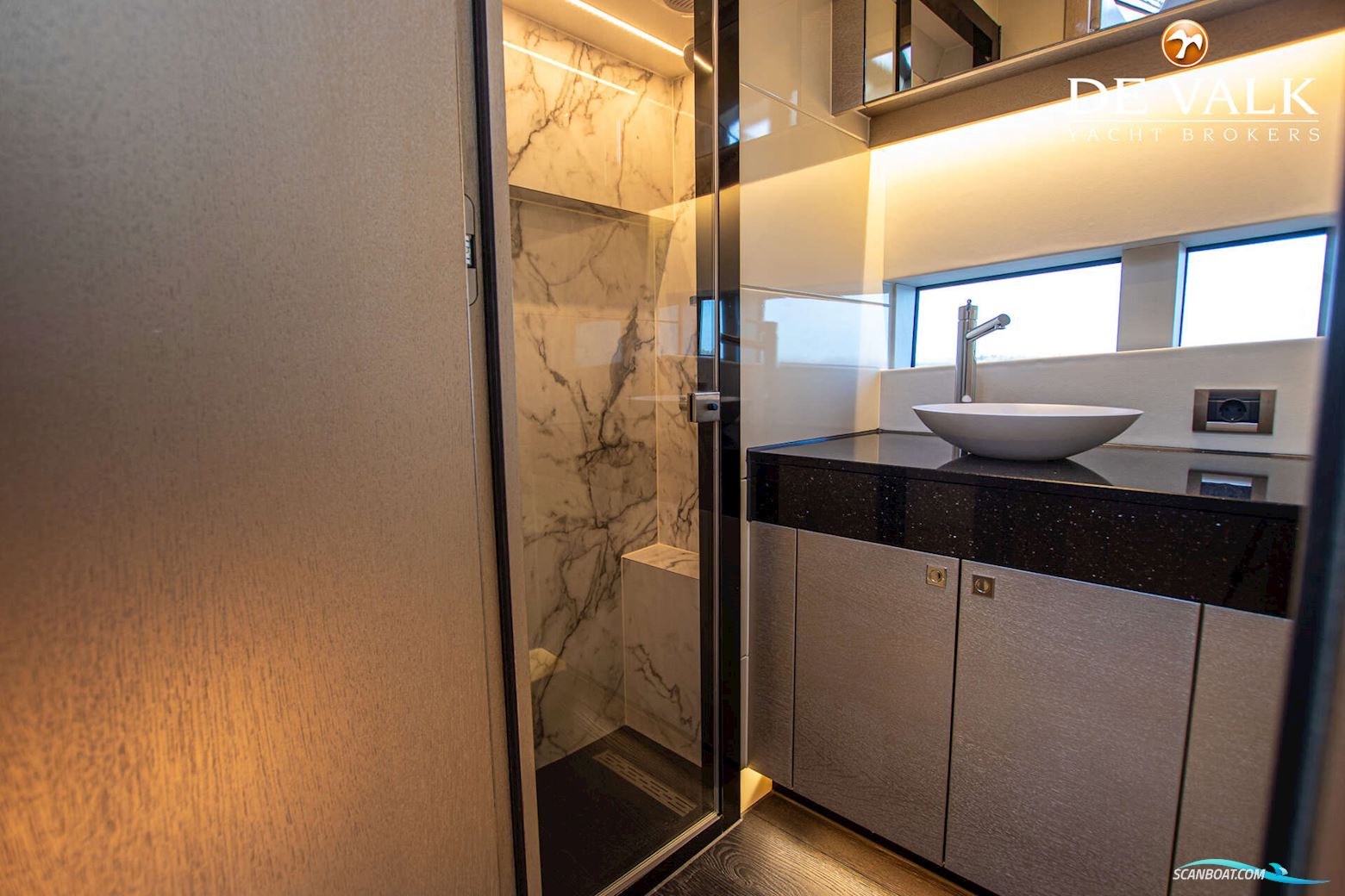 Van Der Heijden Phantom 70