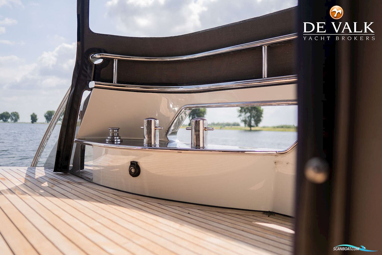 Van Der Heijden Superior Fly 2400