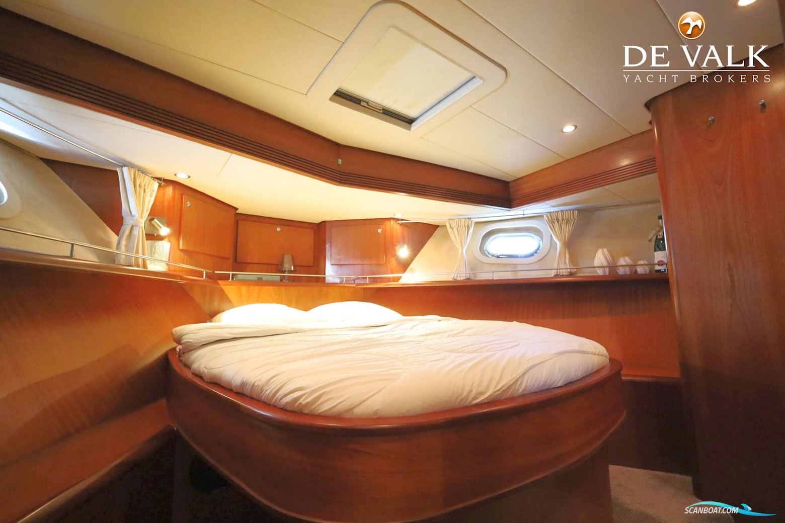 Van Der Valk Continental 1900 Wheelhouse