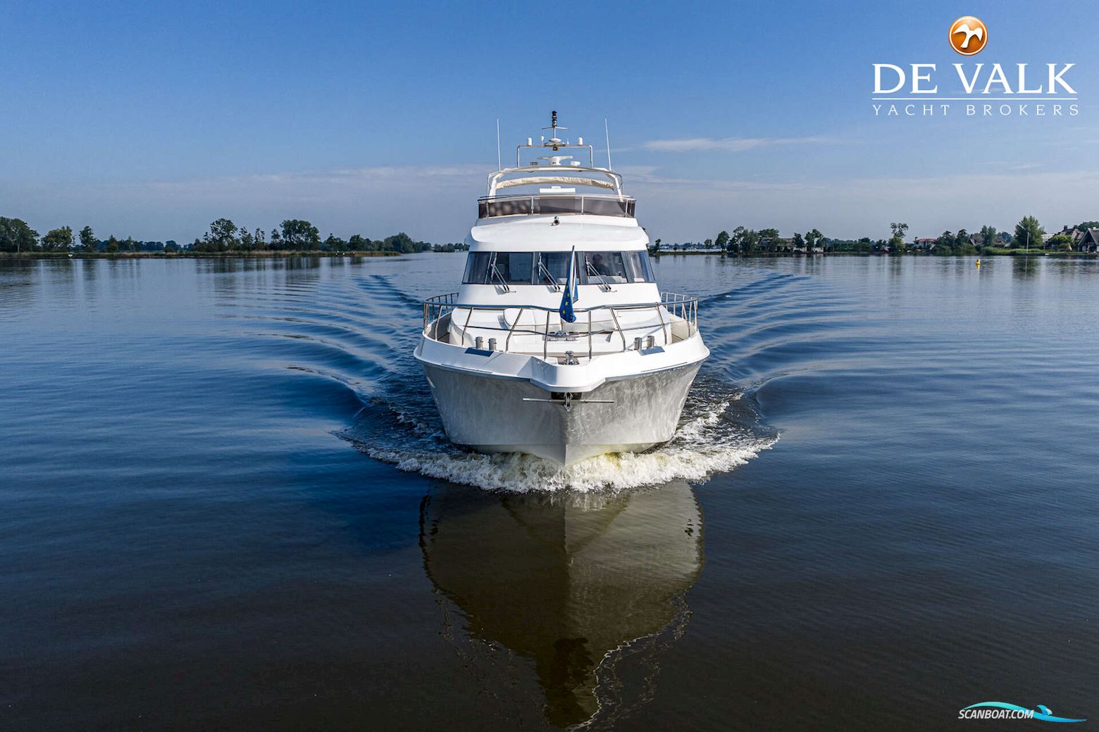 Van Der Valk Explorer 25M