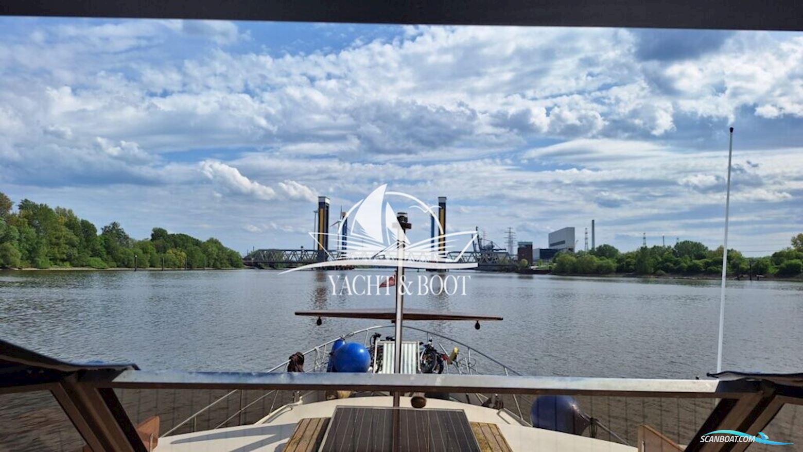 Van Der Valk Valkkruiser 1300 AK
