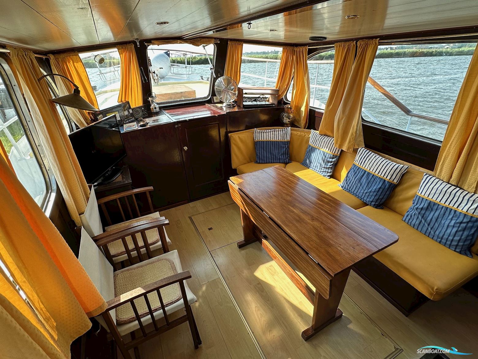 Van Lent Super Holland Kruiser