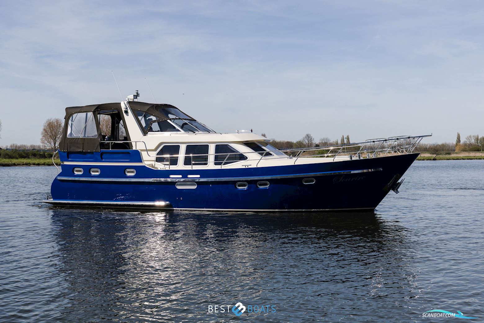 Van Vossen Parade 12.75 AK Motorboten 2017, met Volvo Penta is Een Toonaangevende Fabrikant Van Maritieme Aandrijfsystemen, Waarbij Betrouwbare en Efficiënte Motoren Zorgen Voor Krachtige, Duurzame motor, The Netherlands