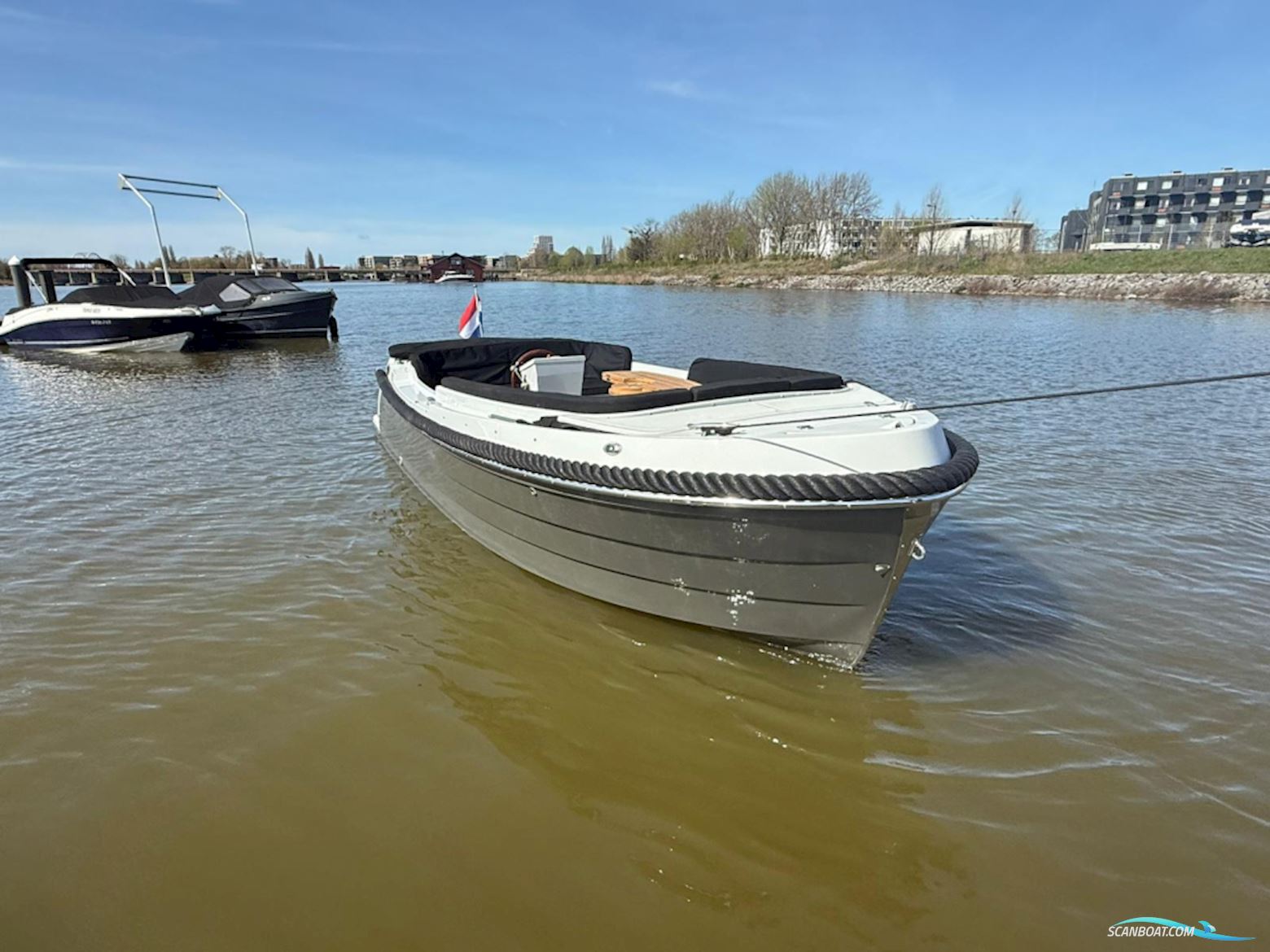 Van Zutphen 633 Tender