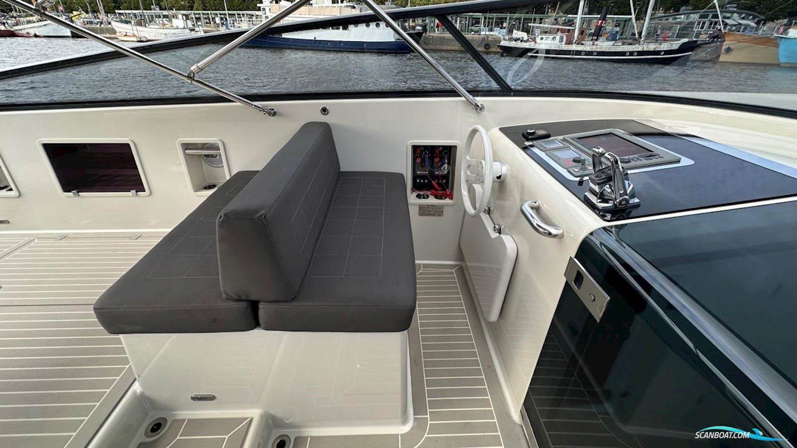 VanDutch 40