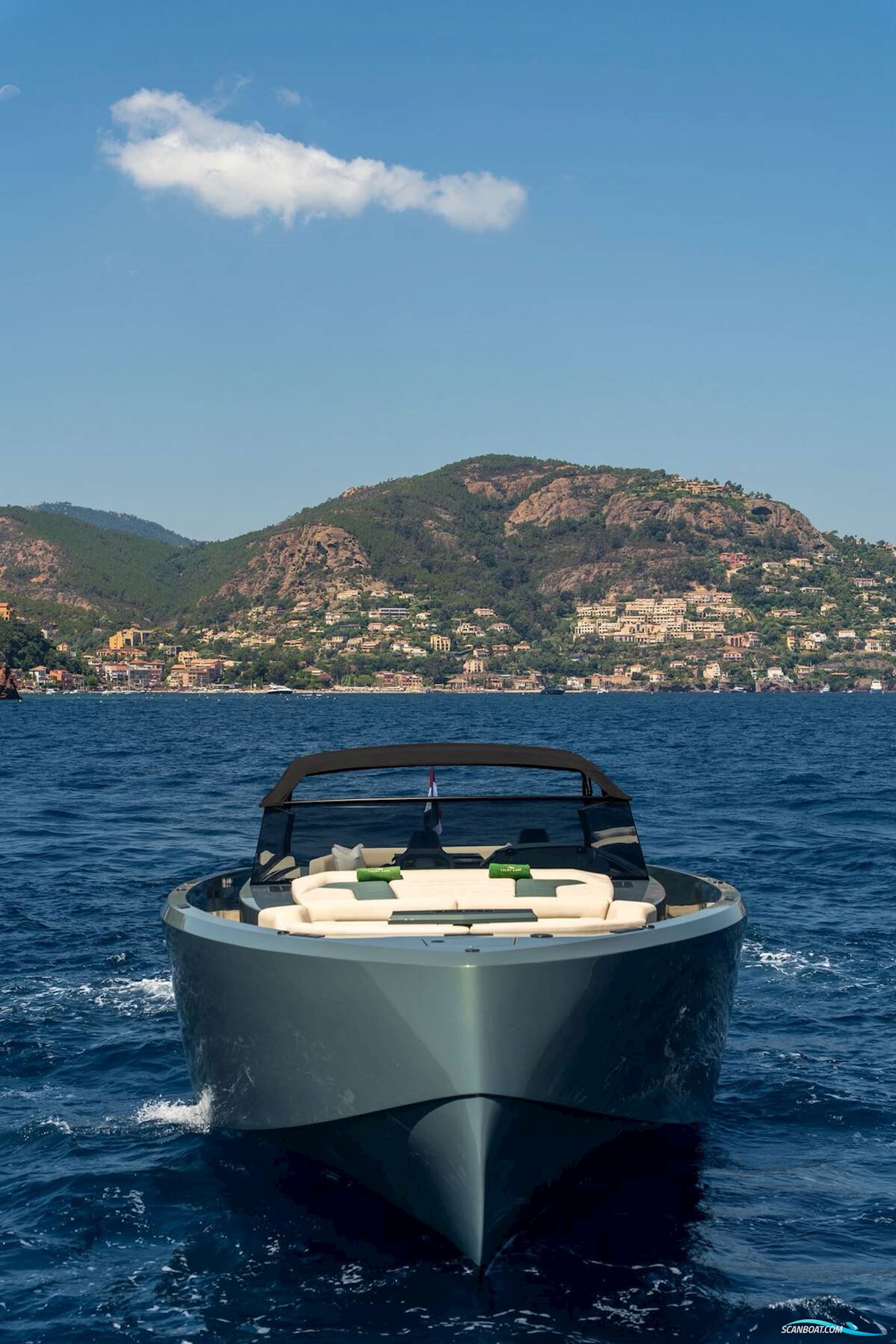 VANQUISH 54