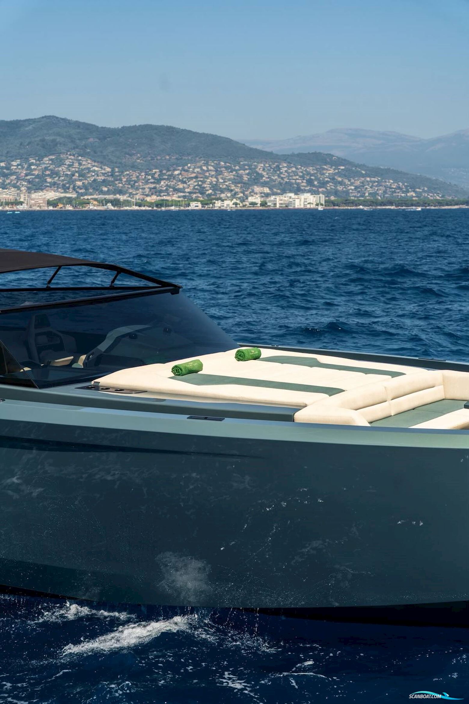 VANQUISH 54