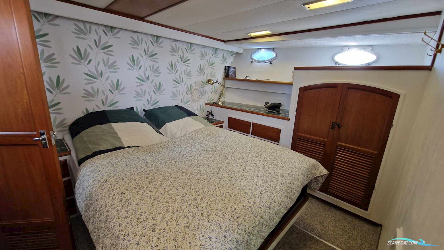 Vantare 53 Pilothouse