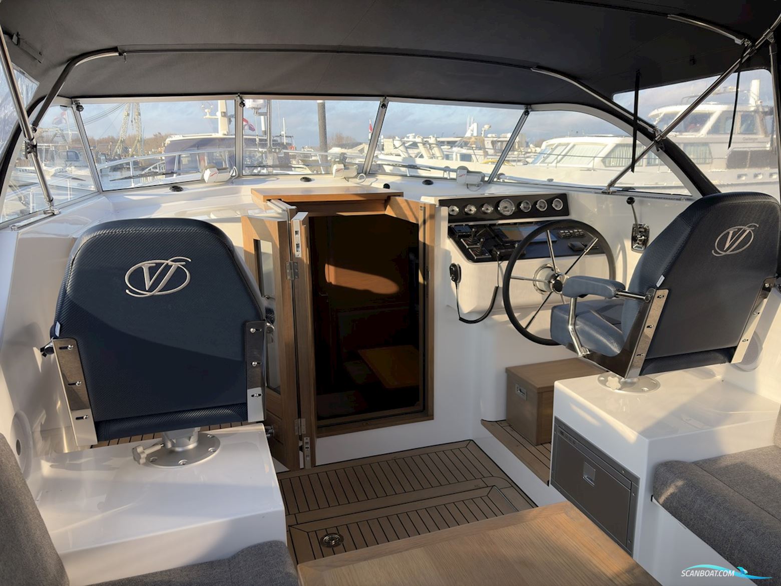 Vedette 37 cabin comfort line