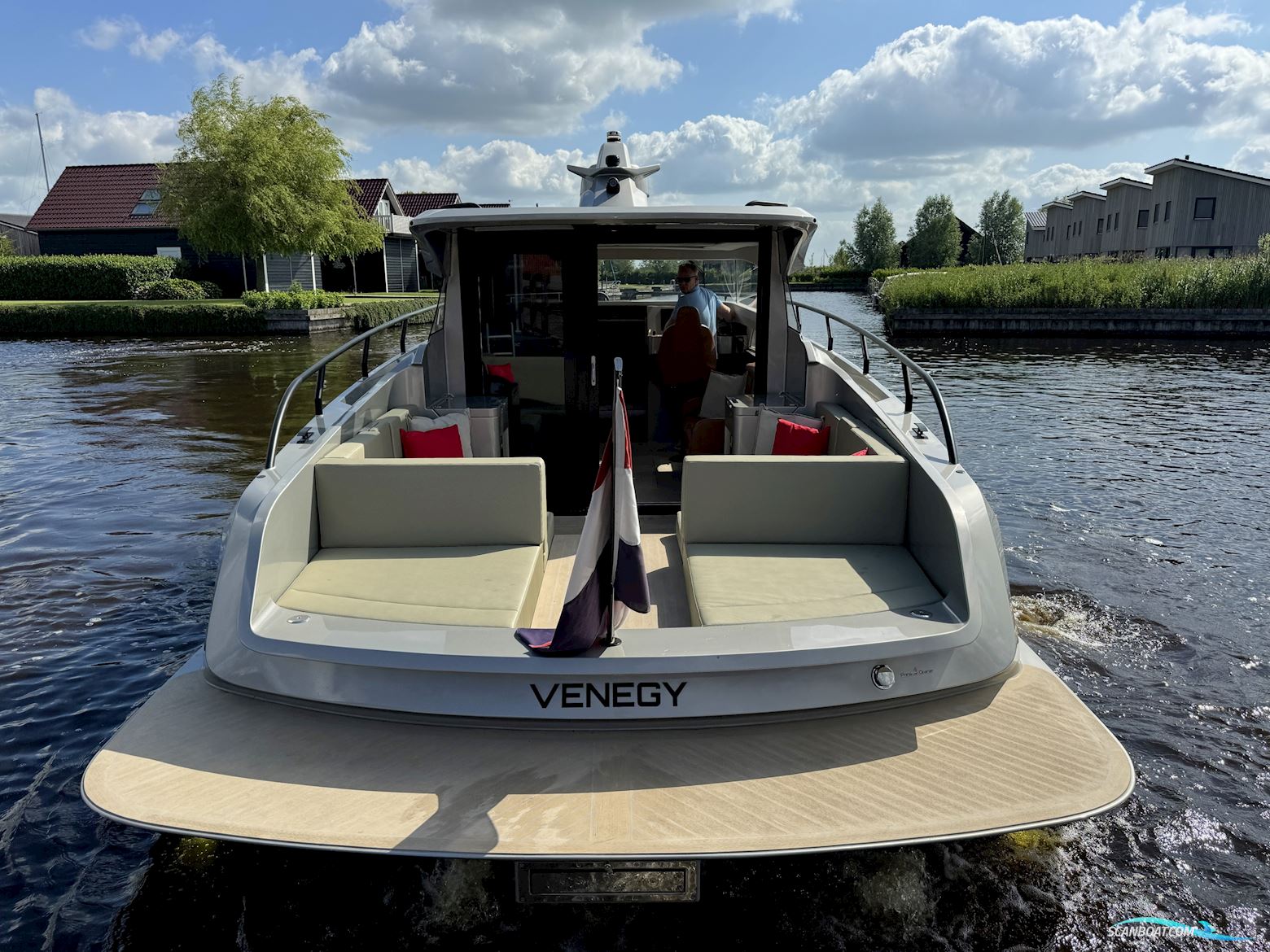 Venegy V37