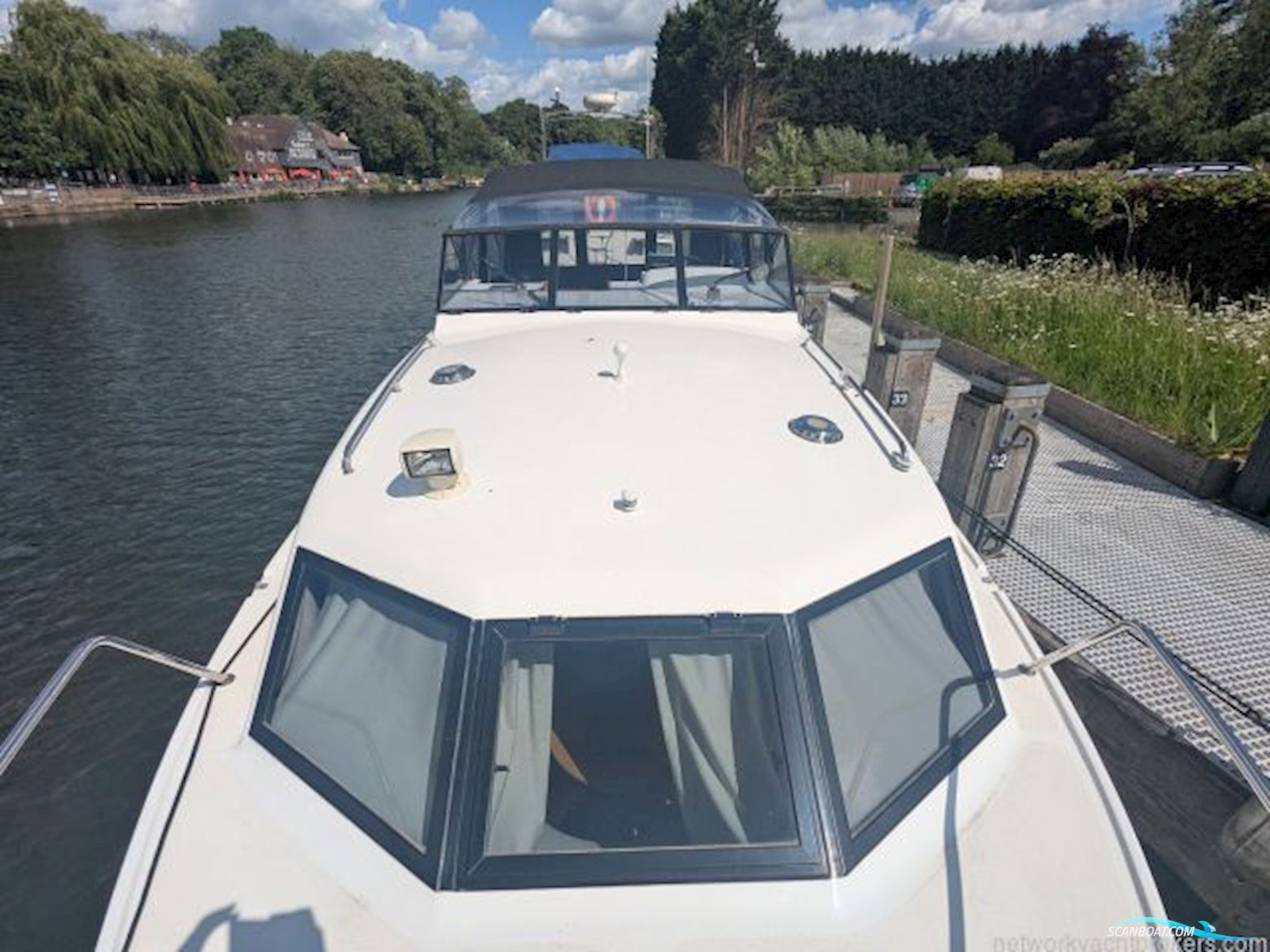 Viking Marine 300