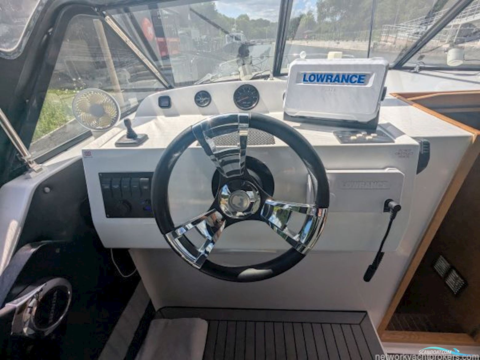 Viking Marine 300