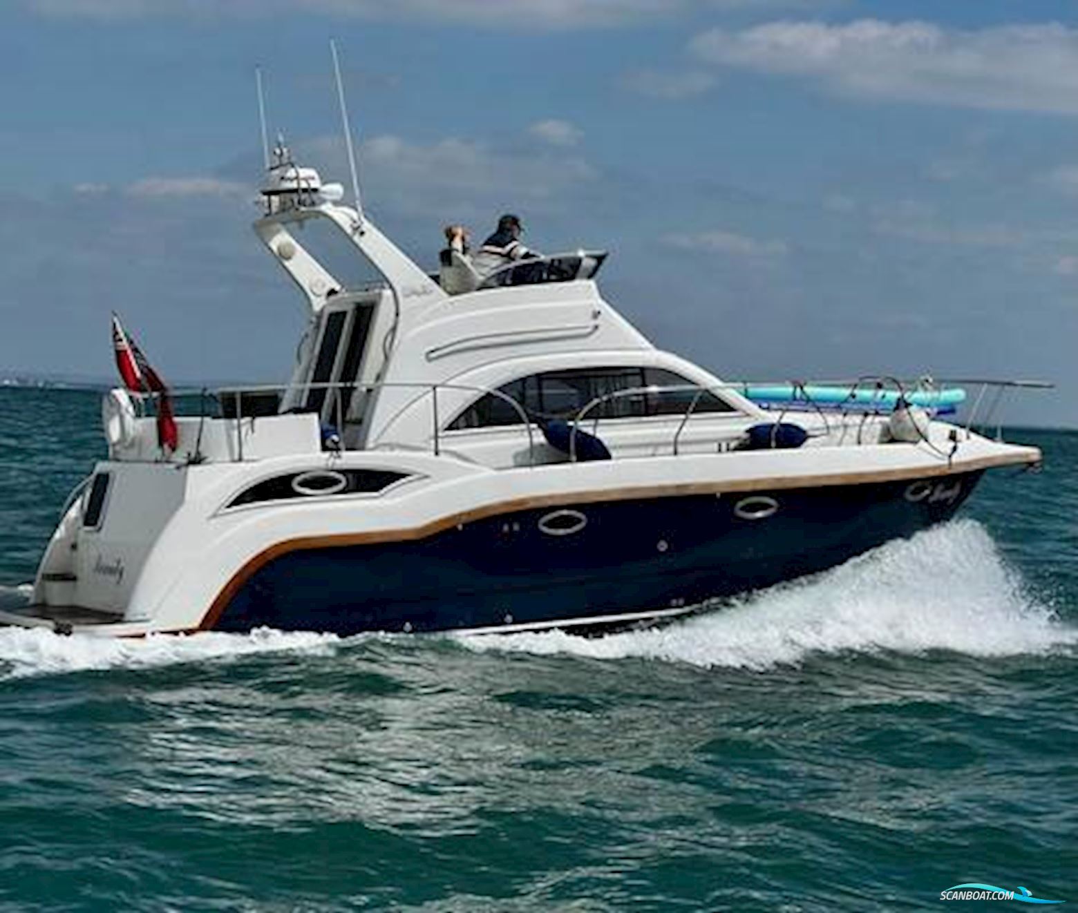 Viking Marine 34 Aft Cabin Motorboten 2005, met Yanmar 4Lha-Stp motor, United Kingdom