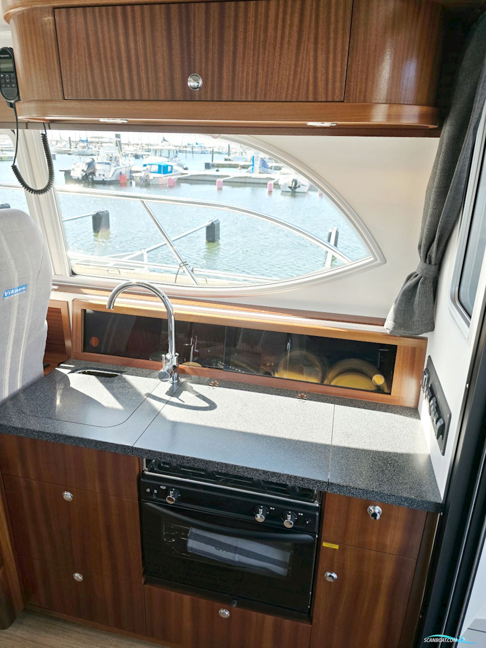 Viknes 1030 HT Panorama 2026