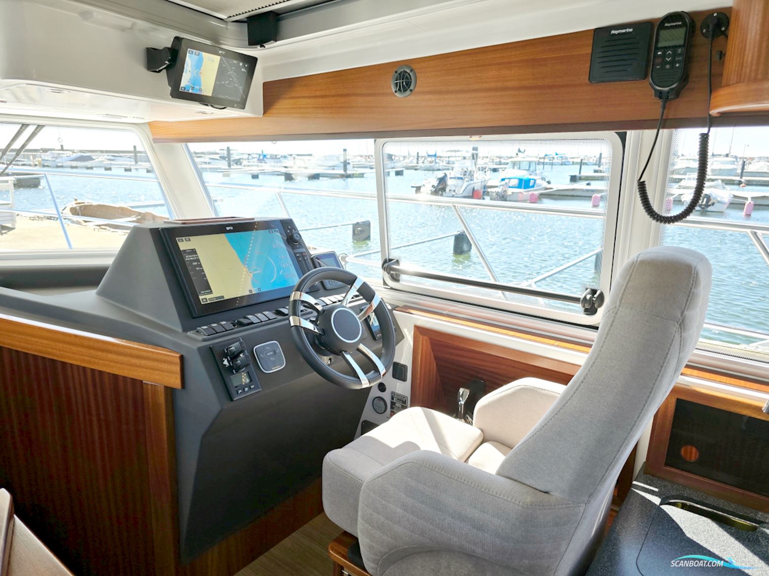 Viknes 1030 HT Panorama 2026
